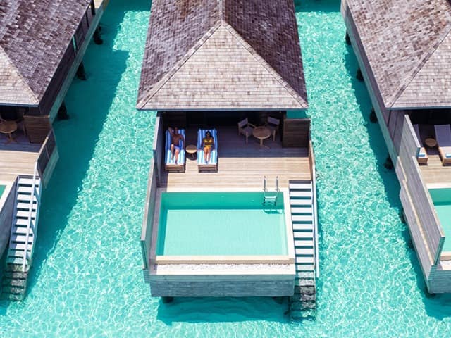Maldivas jawakara islands dheru waterpoolvilla aerea